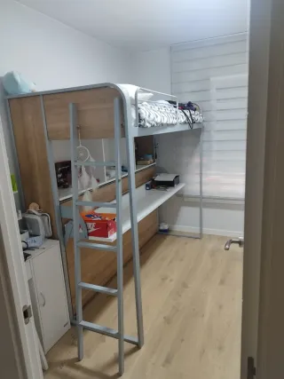 Cama litera con escritorio madera y metal