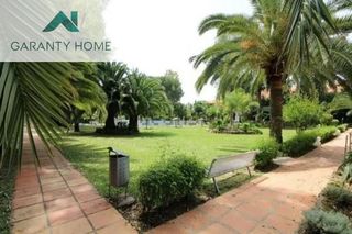 Piso en venta en Puerto Banús en Marbella