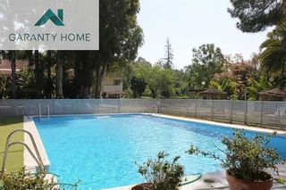 Piso en venta en Puerto Banús en Marbella