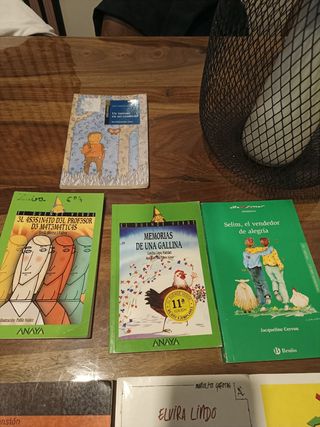 Varios libros 5 a 8 euros depen