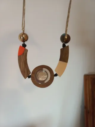 Collar Bimba y Lola Madera y Metal