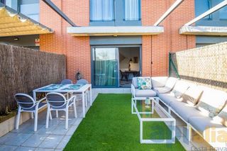 Casa adosada en venta en Centre - Estanys en Castell-Platja d´Aro