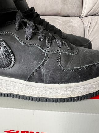 Nike Air Force 1 Mid x Stussy Negro