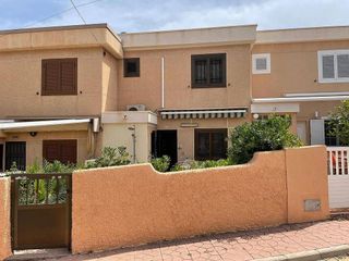 Casa adosada en venta en Torrelamata - La Mata en Torrevieja