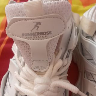 Zapatillas RUNNERBOSS Unisex Talla 39 Blancas