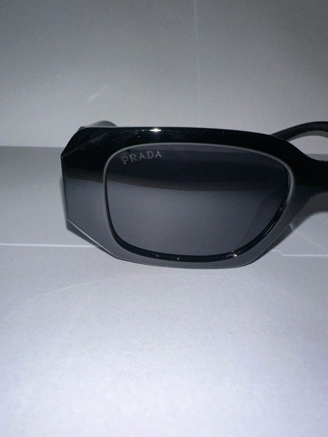 Gafas de estilo Prâdâ