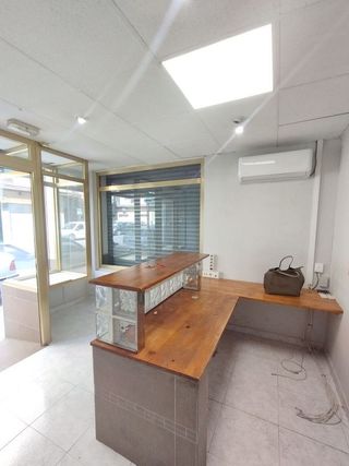 Local comercial en alquiler en Barrio de Zaidín en Granada