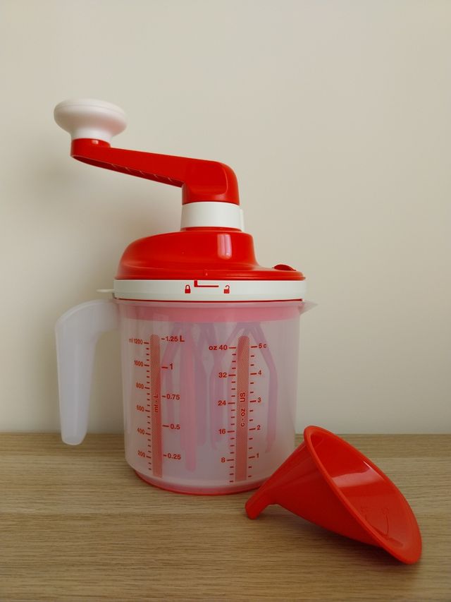 Easy speedy Tupperware