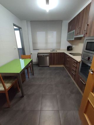 Piso en alquiler en Falperra - Santa Lucía en Coruña (A)