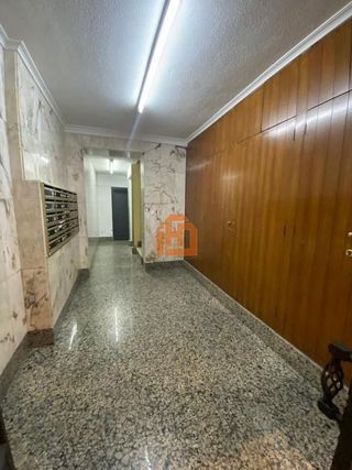 Oficina en alquiler en Centro Ciudad en León