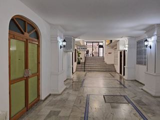 Local comercial en venta en Zona Puerto Deportivo en Fuengirola