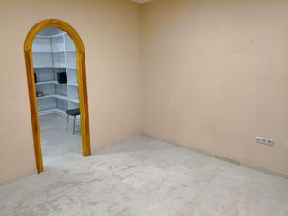 Local comercial en venta en Zona Puerto Deportivo en Fuengirola