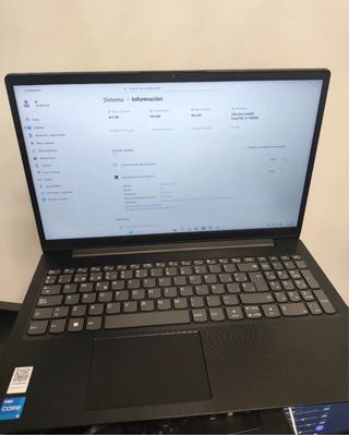 Portátil Lenovo Negro v15 G4 