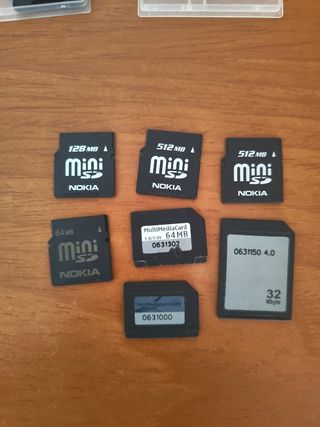 Pacchetto di schede di memoria Nokia Mini SD e MMC