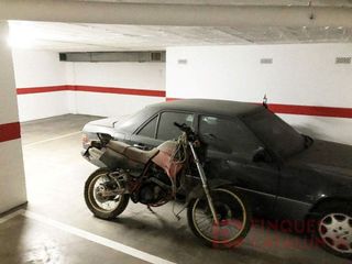 Garaje en venta en Eixample Sud – Migdia en Girona