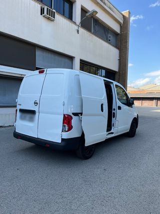 Nissan NV200 2014