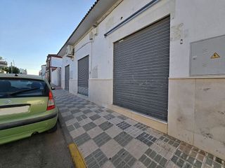 Local comercial en alquiler en Centro en Bormujos