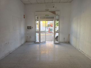 Local comercial en alquiler en Centro en Bormujos