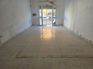 Local comercial en alquiler en Centro en Bormujos