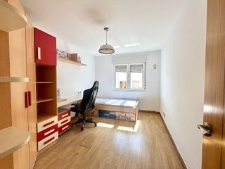 Piso en alquiler en El Llano en Gijón