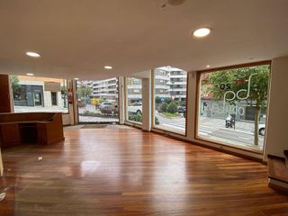 Local comercial en alquiler en Praza Independencia en Vigo