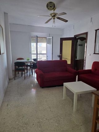 Piso en alquiler en Peñamefecit - Avda Barcelona en Jaén