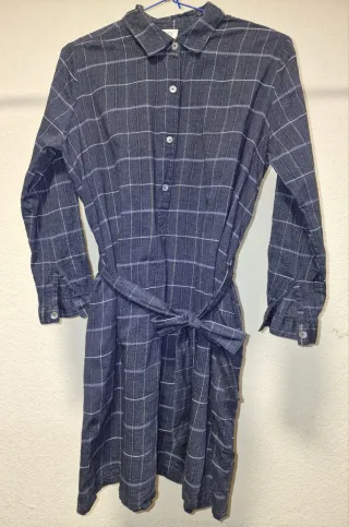 Vestido de mujer azul a cuadros