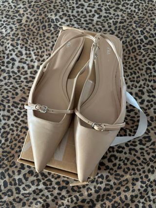 Zapatos Zara Beige Mujer Talla 38
