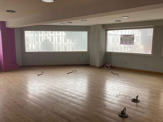 Local comercial en alquiler en Cuatro Caminos - Plaza de la Cubela en Coruña (A)