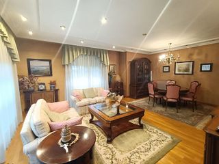 Piso en venta en Santo Domingo en Oviedo