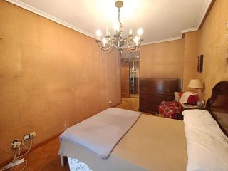 Piso en venta en Santo Domingo en Oviedo
