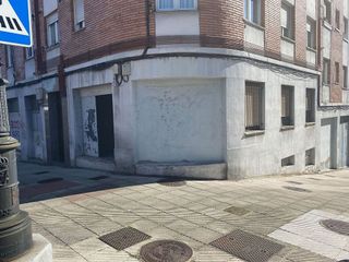Local comercial en venta en Vallobín - La Florida en Oviedo