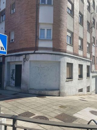 Local comercial en venta en Vallobín - La Florida en Oviedo