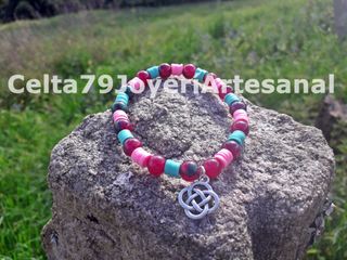Pulsera artesanal rubí zoisita nudo celta