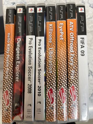 Lotto di 8 giochi per PSP: FIFA, Killzone, ATV, EyePet
