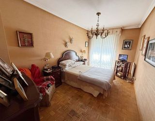 Piso en venta en Santo Domingo en Oviedo