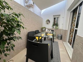 Casa adosada en venta en Centro - Doña Mercedes en Dos Hermanas
