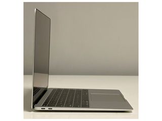 Apple MacBook Air 13,3" i5 8a 8Gb RAM, 128Gb SSD