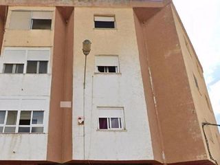 Piso en venta en Sax