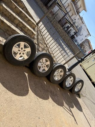 Llantas y Ruedas Jeep JK