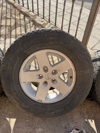 Llantas y Ruedas Jeep JK