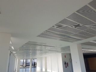 Oficina en alquiler en Pedró en Cornellà de Llobregat