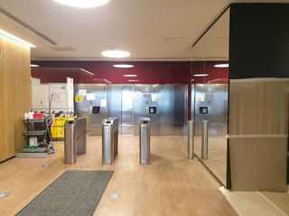 Oficina en alquiler en Pedró en Cornellà de Llobregat
