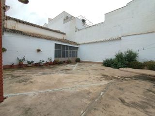 Chalet en venta en Tomelloso