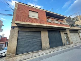 Casa adosada en venta en Cehegín