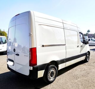 Mercedes-Benz Sprinter  143CV FURGON CERRADO L2H2.
