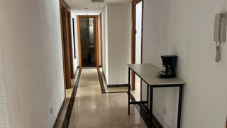 Oficina en alquiler en Centro en Almería