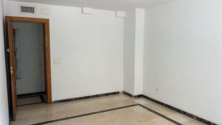 Oficina en alquiler en Centro en Almería