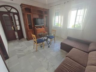 Piso en alquiler en Ciudad Jardín - Zoco en Córdoba