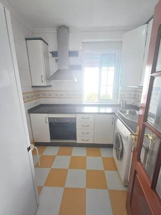 Piso en alquiler en Ciudad Jardín - Zoco en Córdoba